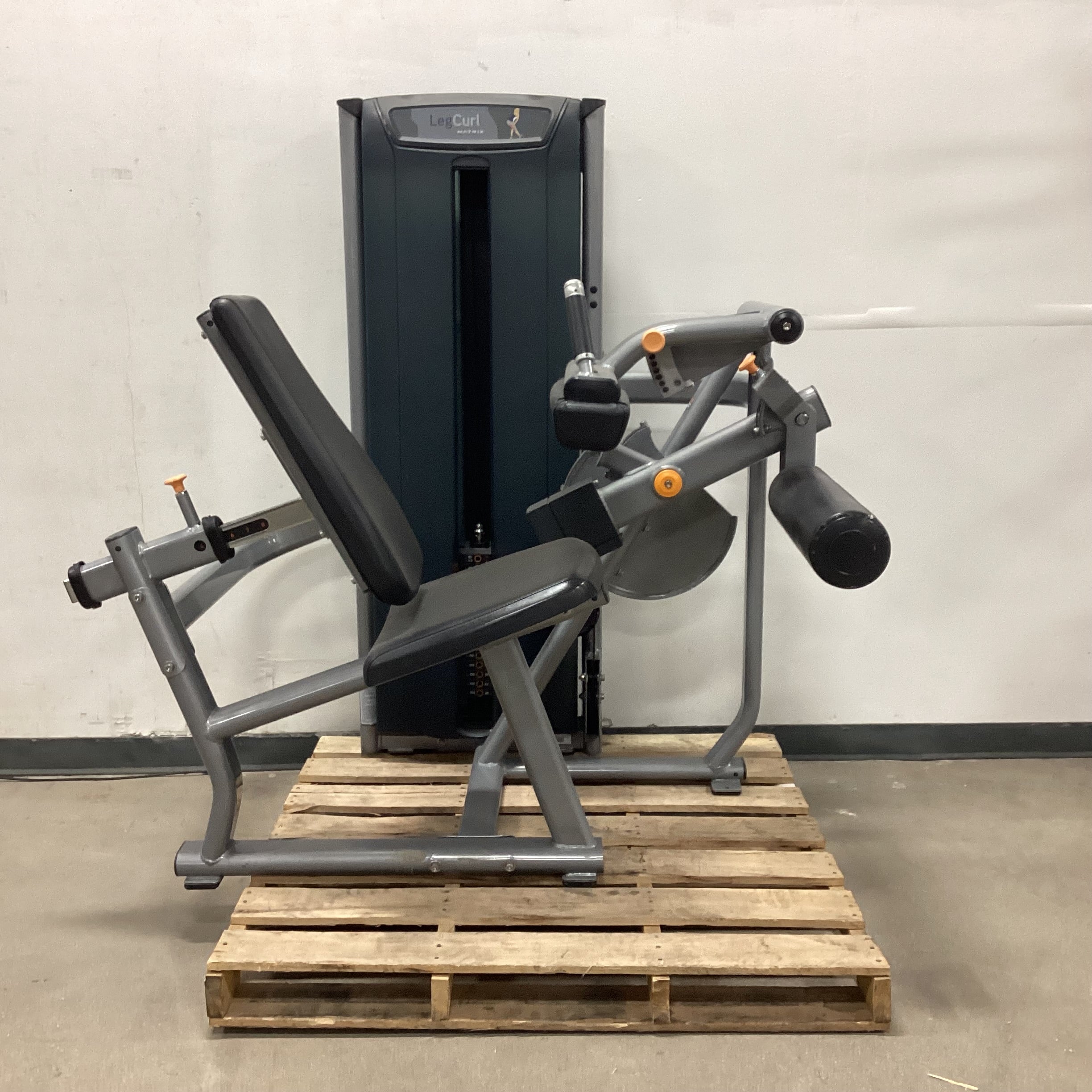 Matrix Versa seated leg curl VS-S72