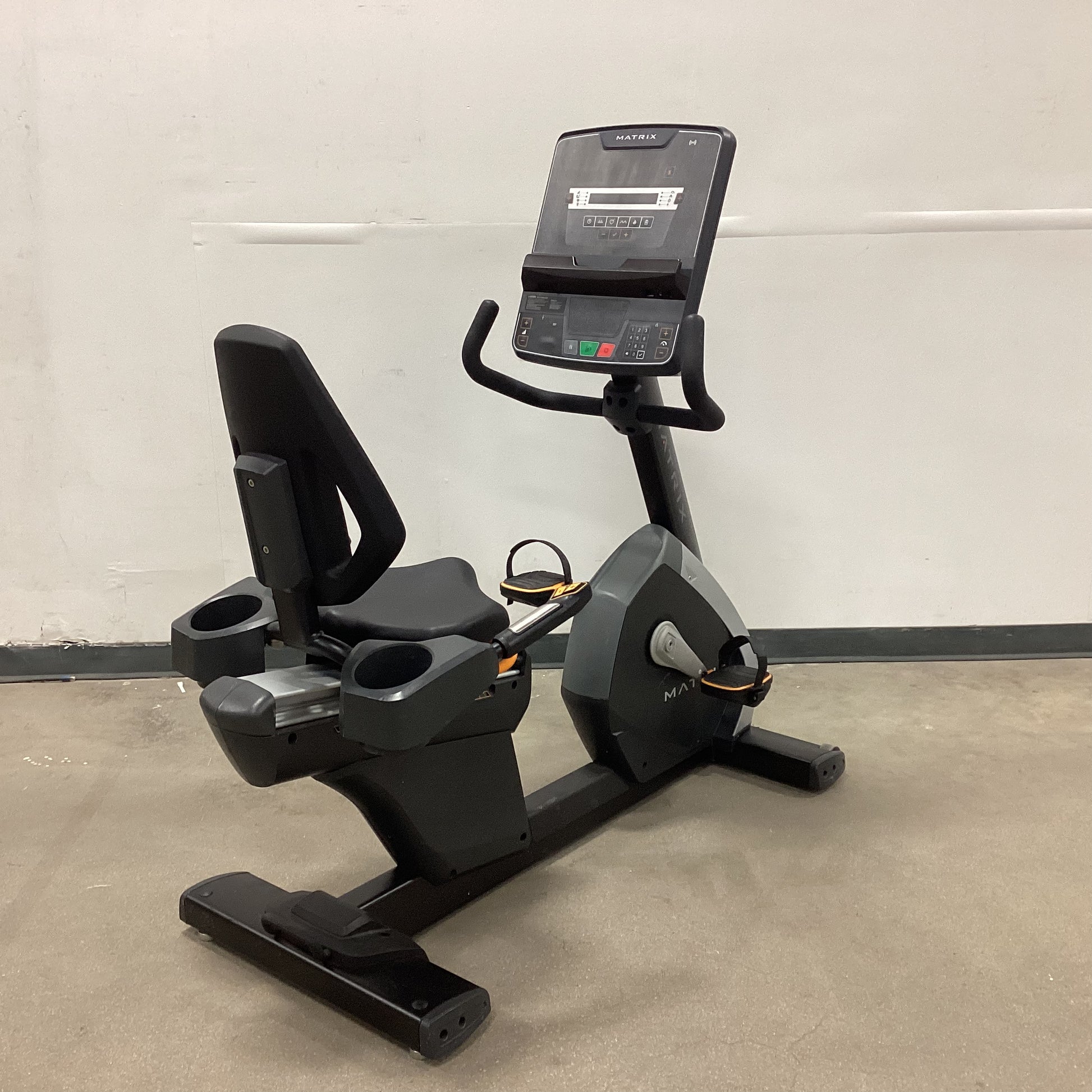 Matrix Performance Recumbent w/ LED-C